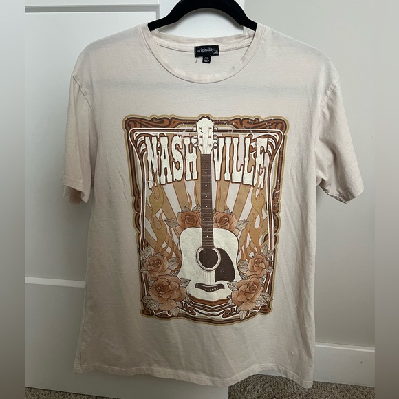 Originality Tops - Beige Nashville Graphic Tee